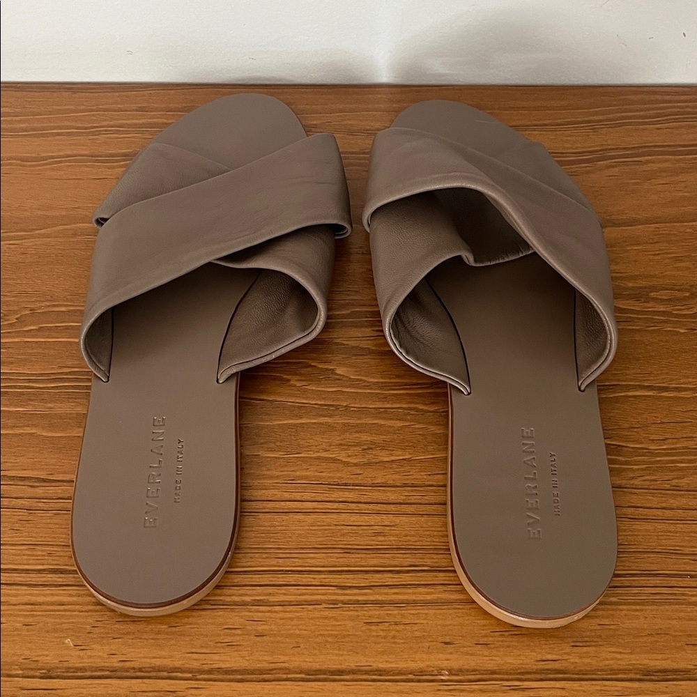EVERLANE The Day Crossover Sandal - Picture 6 of 16